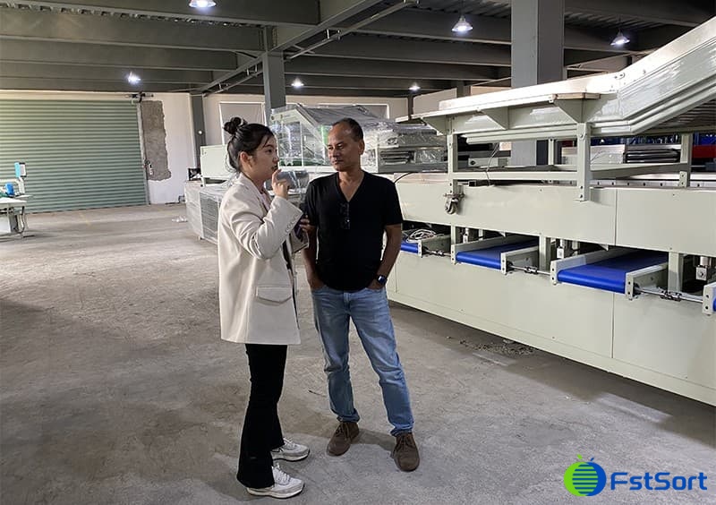 images/1698395026055fruit processing line.jpg